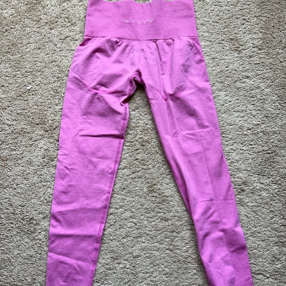 NVGTN bubble gum contour seamless leggings